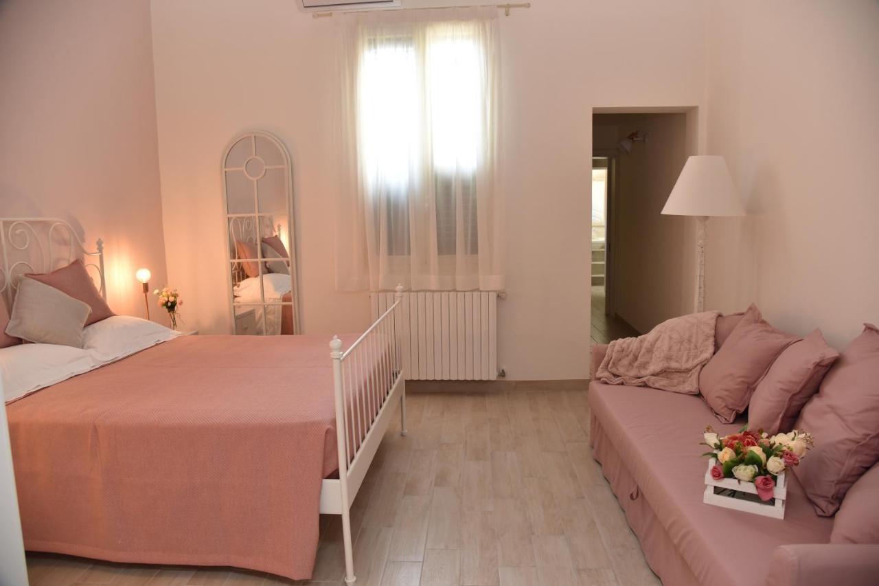 Bed and Breakfast Ai Raggi Di Sole Лечче Экстерьер фото