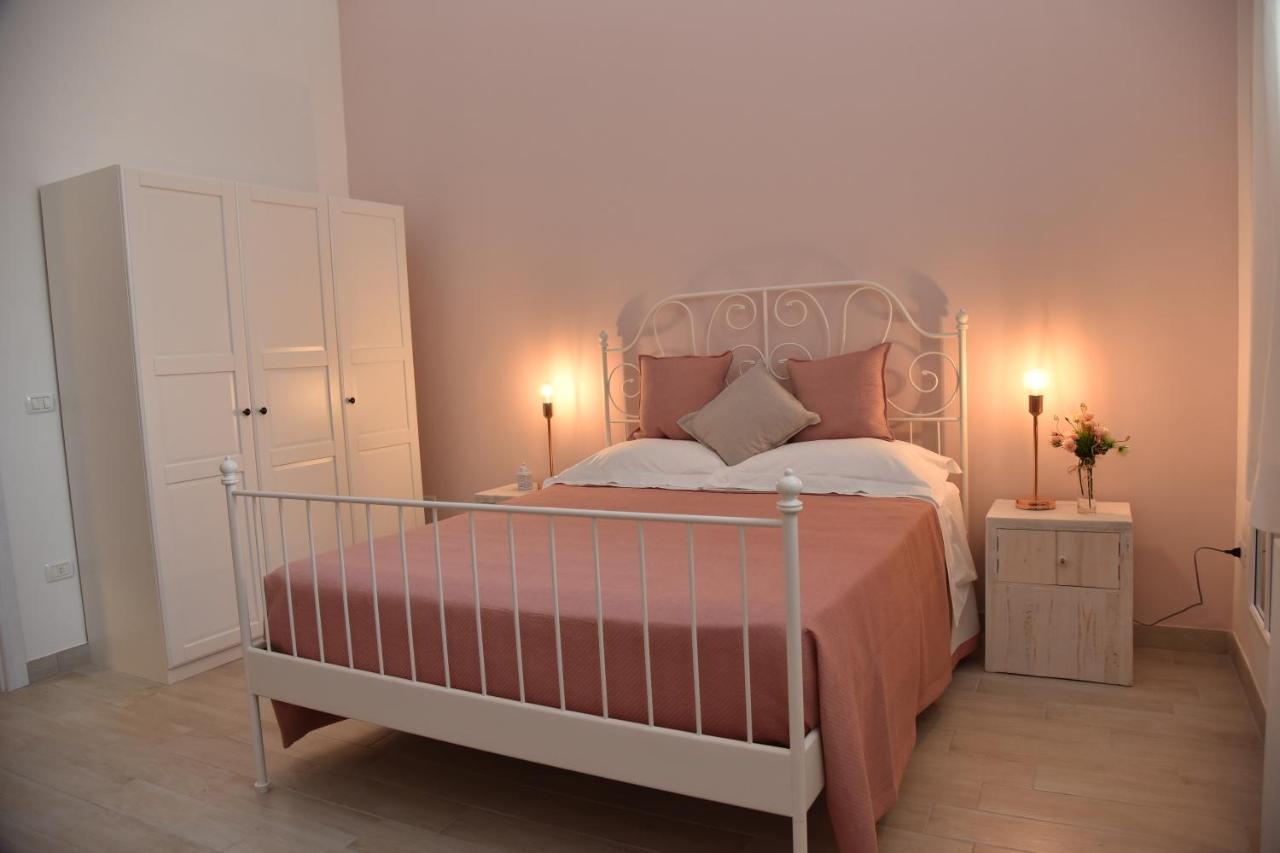 Bed and Breakfast Ai Raggi Di Sole Лечче Экстерьер фото
