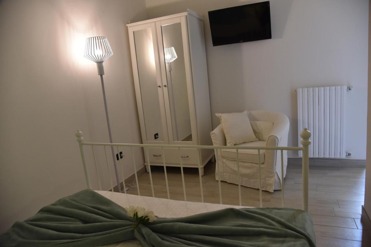 Bed and Breakfast Ai Raggi Di Sole Лечче Экстерьер фото