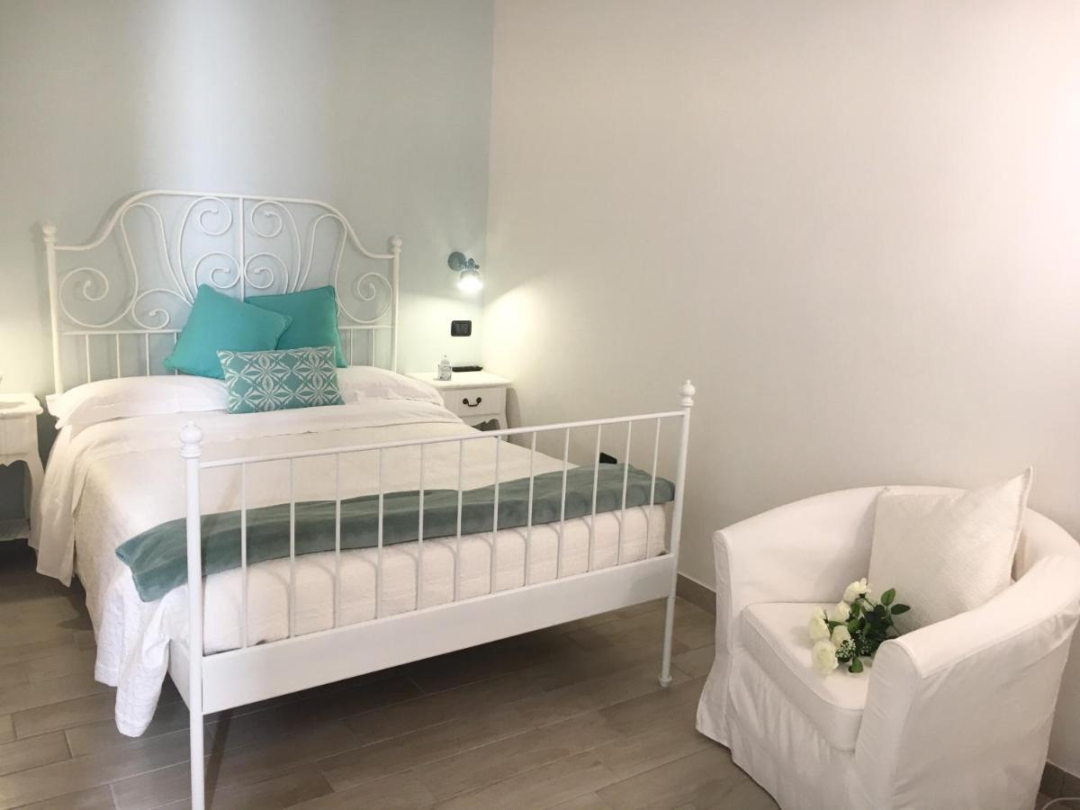 Bed and Breakfast Ai Raggi Di Sole Лечче Экстерьер фото